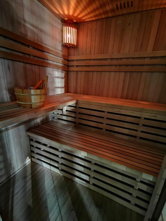 Aviator Hotel Restauracja & Spa Pabianice Dış mekan fotoğraf