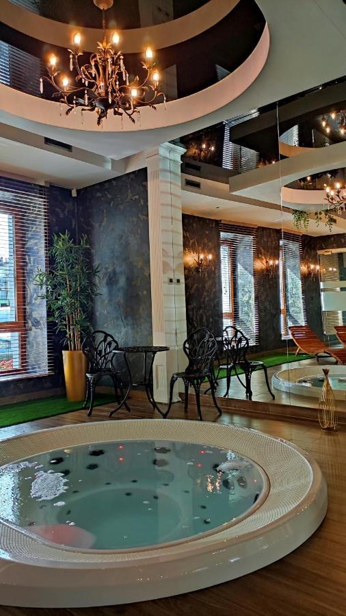 Aviator Hotel Restauracja & Spa Pabianice Dış mekan fotoğraf