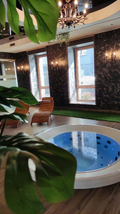 Aviator Hotel Restauracja & Spa Pabianice Dış mekan fotoğraf