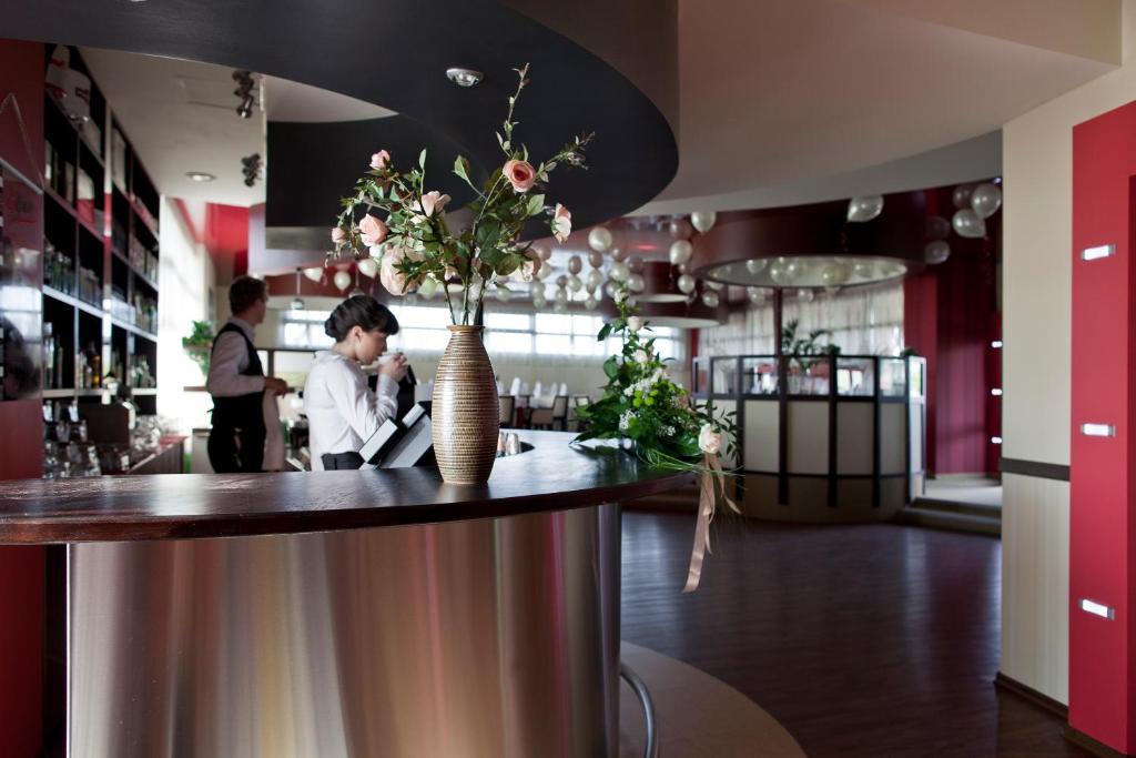 Aviator Hotel Restauracja & Spa Pabianice Dış mekan fotoğraf